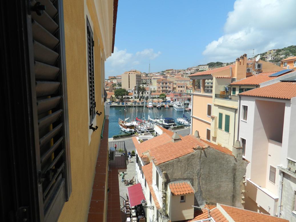 Chez Coco' Hotel La Maddalena  Buitenkant foto